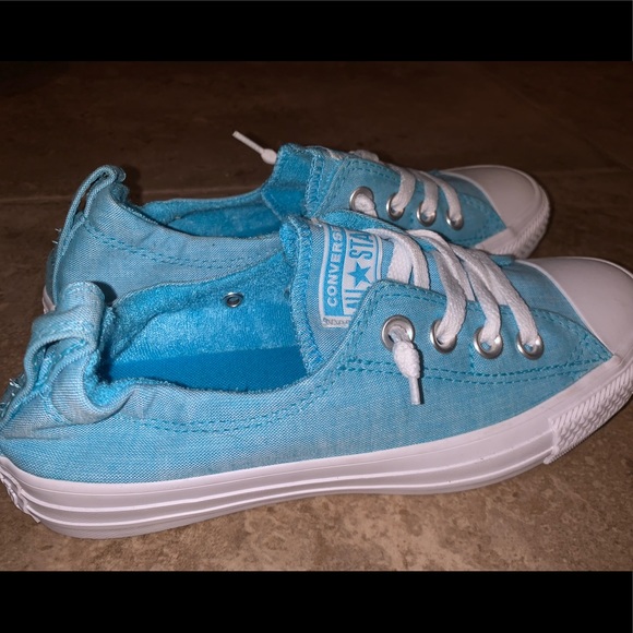 blue converse ! - Picture 2 of 5